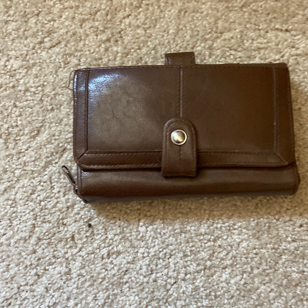 Brown clutch